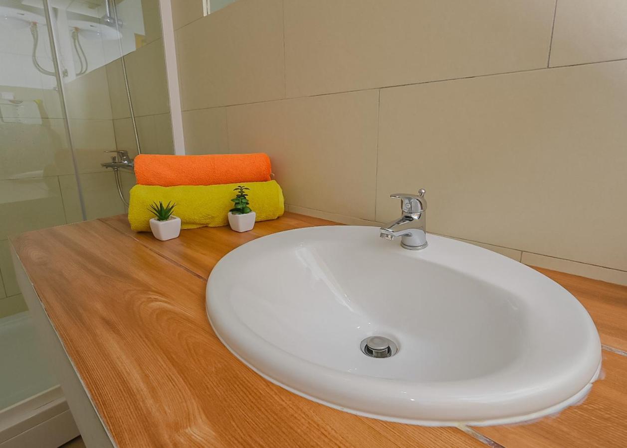 Apartmani Nina 로비니 외부 사진